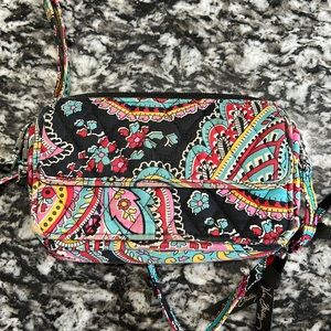 Vera Bradley wristlet with shoulder strap